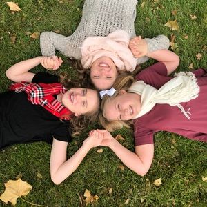 Meet your Posher, Ella